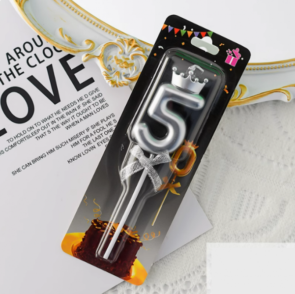 Свеча серебряная цифра 5 61785